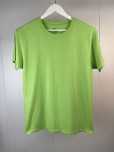 T-shirt en coton uni pour homme, tissu doux et confortable, manches courtes, col rond, vêtement décontracté pour impression en gros - Product Image 1