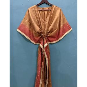 Kaftán de Seda con Estampado Floral para Mujer, Traje de Baño Elegante - Product Image 5