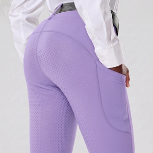 Pantalones de equitación para mujer personalizados, tipo legging, con agarre de silicona en medio o todo el asiento, de alto rendimiento - Product Image 1