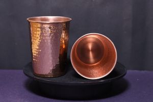 Vaso de cobre para uso diario, hecho a mano para beneficios de salud a largo plazo y compatible con la antigua tradición ecológica de la bebida casera. - Product Image 6