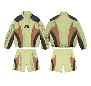 Ensemble de survêtement coupe-vent personnalisé en polyester et nylon, avec short de jogging vierge et veste zippée brodée, coupe-vent et résistant au vent - Product Image 5