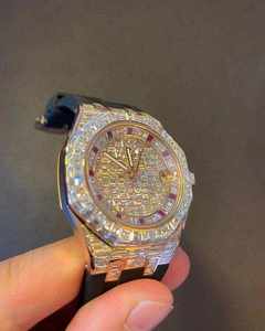 Reloj de Lujo de Moda con Correa de Goma y Diamantes de Moissanita VVS Baguette de 41MM, Calidad Premium, Precio Increíble - Product Image 5