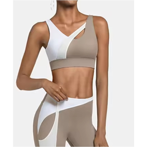 Women's High Quality Seamless High Support Plus Size Breathable Sports Bra for Fitness Yoga Workouts Gym Fashion Top Front Logo - Product Image 3