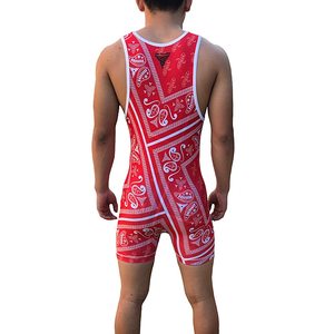 He She Wears Singlet de compression sans manches sublimé en polyester, ajusté, avec imprimé lettres, pour la lutte et le fitness, et short de fitness - Product Image 4