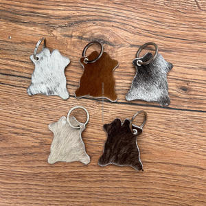 Nouveau design porte-clés en cuir de vachette porte-clés en cuir de fourrure véritable porte-clés élégants porte-clés en cuir véritable de luxe de forme unique - Product Image 4