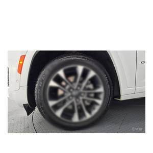 Jeep Cherokee 3.6 Overland Modelo Diciembre 2023, 36,001 km, Emisión Euro V, Caja de Cambios Automática, Volante a la Izquierda, Cámara Trasera - Product Image 5