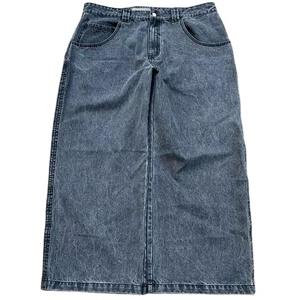 กางเกงยีนส์ทรงหลวมขาบานสำหรับผู้ชาย ดีไซน์เฉพาะตัว ระบายอากาศได้ดี สไตล์ลำลอง ปักโลโก้ สตรีทแวร์ สำหรับปี 2026 - Product Image 1