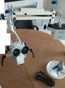 Microscopio Dental Tarun Enterprises con Aumento de 20-60x, Eléctrico, Certificado CE Clase I, Construcción Metálica - Product Image 2