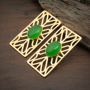 Élégantes boucles d'oreilles rectangulaires géométriques plaquées or 18 carats avec pierre précieuse ovale en jade naturel, bijoux tendance pour femmes - Product Image 3