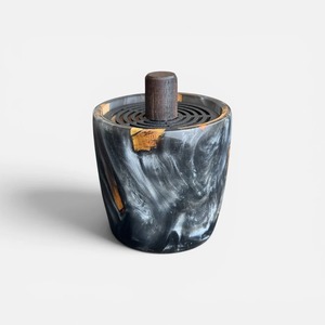 Luxury Handmade Arabic Religious Bakhoor Burner Crafted From Premium Sandalwood Resin with <b>Decorative</b> <b>Accents</b> for Oud Incense - Product Image 3
