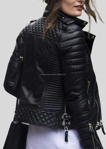 Boomletcorp Nouveau style Veste de mode en cuir de style tendance Logo personnalisé Imperméable à l'eau Tendance Vestes en cuir pour femmes à la mode - Product Image 3