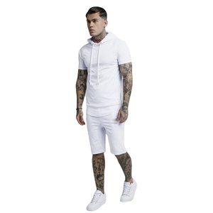 ชุดเสื้อฮู้ดและกางเกงขาสั้นผ้าฝ้ายโพลีเอสเตอร์ Raglan,กางเกงขาสั้นสำหรับออกกำลังกายในยิมมีโลโก้แบบกำหนดเอง - Product Image 1