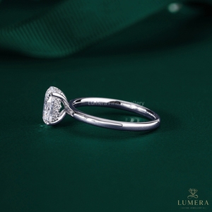 แหวนหมั้นเพชรทรงรีคลาสสิก เพชรเลี้ยงในห้องปฏิบัติการ ทอง 14K 18K แหวนแต่งงานแบบโซลิแทร์สำหรับผู้หญิง เครื่องประดับสั่งทำ - Product Image 2