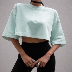 รับผลิตเสื้อยืดโอเวอร์ไซส์แบบครอป คอตตอน 100% สำหรับทุกเพศ สวมใส่สบาย เหมาะสำหรับออกกำลังกาย น้ำหนัก 160 กรัม คอกลม แขนครึ่งตัว แห้งเร็ว ตกแต่งด้วยลายฉลุ - Product Image 3