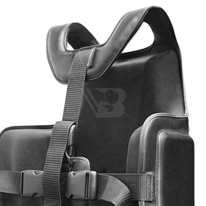 Protector de pecho para hombre con diseño de logotipo personalizado, hecho con <span class=keywords><strong>la</strong></span> mejor calidad, para MMA y boxeo. - Product Image 6