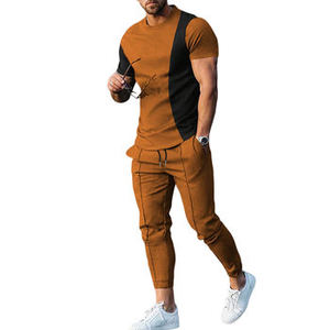 Ensemble de deux pièces pour homme, t-shirt de sport décontracté à col rond et manches courtes pour l'automne et l'été - Product Image 1