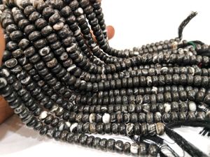 Perles rondes en jaspe noir et blanc naturel, lisses, 8 mm, vendues par brin de 8 pouces de long - Product Image 4