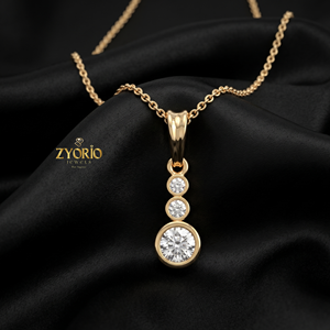 Collier pendentif tendance pour femme en diamant de laboratoire plaqué or 18 carats et rhodium - Product Image 1