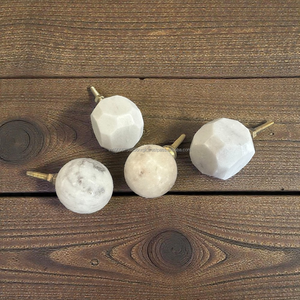 Poignées de meuble en marbre AG Elements |   Design minimaliste cylindrique à coupe diamantée, écologique, durable, antirouille, pour tiroir ou armoire - Product Image 1