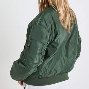 Blouson universitaire vert en satin pour femme, col montant, fermeture éclair, lettres grecques brodées, col et poignets en tricot rayé, vêtement d'extérieur - Product Image 5