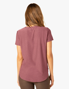 Camiseta Deportiva para Mujer, Estilo Nuevo, Ligera, de Secado Rápido, Transpirable, Color Personalizado, Diseño Regular - Product Image 4