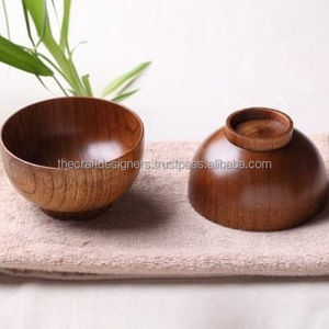 Bol de service en bois vernis brun brillant Accessoire d'ustensiles de cuisine moderne le plus vendu Petit bol de service de plat de soupe fait main réutilisable - Product Image 1