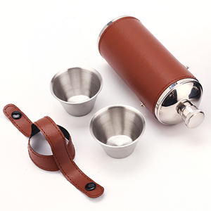 Imra Impex - Juego de 2 Frascos de Bolsillo de 1oz con Funda de Cuero PU, a Prueba de Fugas, Personalizables, de Grado Alimenticio, para Vino, Whisky, Unisex, Deportivos - Product Image 2