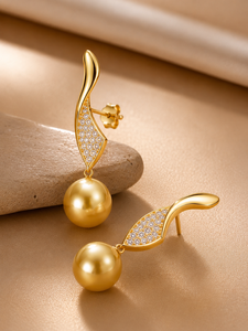Boucles d'oreilles pendantes de luxe en alliage de zinc plaqué or avec perles et zircone cubique, design goutte d'eau, élégantes pour femme, idéales pour les soirées, coffret cadeau tendance - Product Image 5