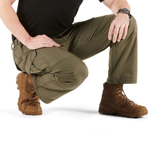 Pantalon Cargo & Pantalon de Travail Solid Trader de Qualité Supérieure avec Conception Renforcée des Genoux, Poches Spacieuses, Entretien Facile et Matière Lavable - Product Image 6