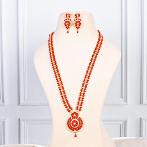 Ensemble de colliers en corail rouge pour femme, faible MOQ, bijoux indiens tendance, cadeau pour elle, bijoux de mariage - Product Image 1