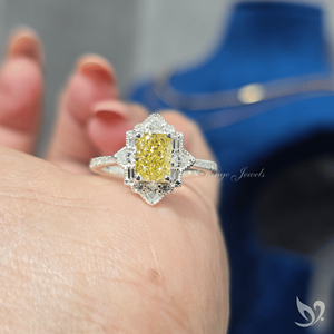 Anillo de compromiso vintage con diamante amarillo halo de 1.01 ct, corte radiante, certificado IGI, en oro de 10K - Product Image 2
