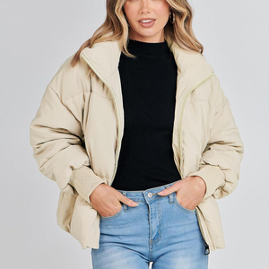 Blouson matelassé personnalisé pour femme avec logo, en coton, coupe ample, épais, d'hiver, noir, pour l'extérieur - Product Image 6