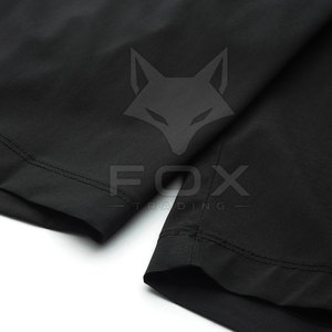 Shorts de sport en toile de couleur unie, écologiques, de haute qualité, coupe-vent, fabriqués au Pakistan, nouveau style - Product Image 4