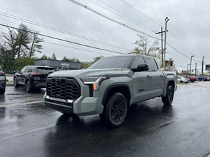 Ventes de Toyota Tundra Double Crew Cab Limited 4WD V6 Turbo 2024 2025 d'<span class=keywords><strong>occasion</strong></span> en excellent état de marche (conduite <span class=keywords><strong>à</strong></span> gauche/droite) - Product Image 4