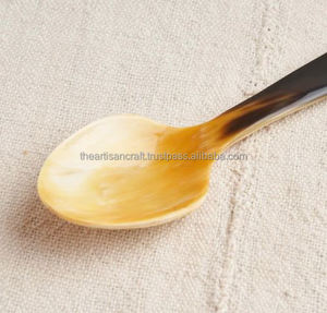 Cuchara de Cuerno Natural Artesanal ARTISAN CRAFT - Elegante, Duradera, Tamaño/Logotipo Personalizable, Utensilio Ecológico para Servir y Decorar - Product Image 3