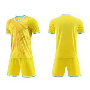Venta Directa de Fábrica: Uniforme de Fútbol Sublimado Hecho de Tela de Poliéster Transpirable con Logotipos y Números Personalizados - Product Image 1