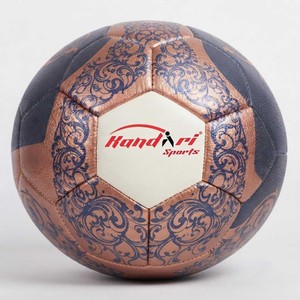 ลูกฟุตบอล KANDARI SPORTS แบบเรียบ น้ำหนักเบา เด้งได้ดี ใช้ได้ทั้งในร่ม/กลางแจ้ง สำหรับฝึกซ้อมและแข่งขัน พิมพ์ลายได้ สำหรับโปรโมชั่น ลูกฟุตบอลแบบกำหนดเองได้ - Product Image 3