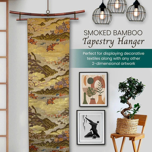 Cintre en bambou fumé de style zen pour suspendre des œuvres d'art en tissu, des kimonos, des obis et des textiles décoratifs - Product Image 2