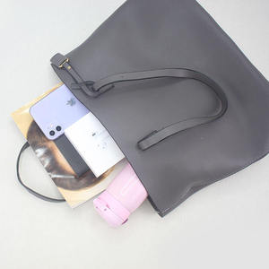 Women's leather compact purse genuine leather zip pocket <b>handbag</b> private label wholesale supply for US buyers - Product Image 5