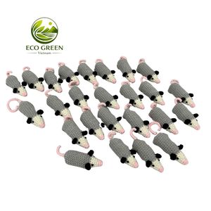 Llavero de Ganchillo Moderno con Forma de Berenjena |   Colgante de Bolso con Forma de Vegetal Hecho a Mano |   Accesorio Amigurumi Original - Product Image 4