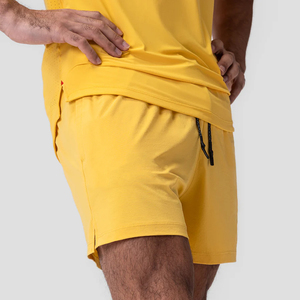 Shorts tricotés jaunes unis pour hommes, taille mi-haute, style décontracté, longueur courte, 100 % polyester, respirant, taille élastique - Product Image 5