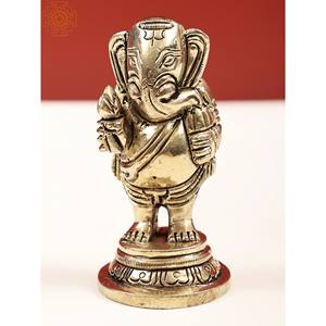 Statue de seigneur Ganesha en laiton fait à la main avec Lotus fabriqué en Inde belle sculpture debout - Product Image 1