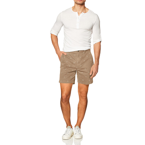 Shorts décontractés streetwear conçus pour la mode, légers et confortables, pour un style de vie actif, avec tissu doux et coupe confortable. - Product Image 4