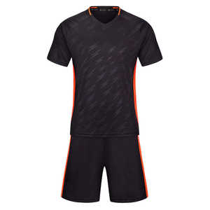 Ensemble d'uniformes de football pour équipes, best-seller, vente en gros, fabriqué au Pakistan, maillot de football pour hommes - Product Image 4