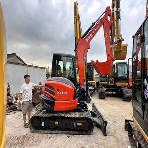 Mini-excavatrices Kubota KX057-4 d'occasion, poids opérationnel de 1000 tonnes, modèle 2023, godet de 8 m, moteur PLC, boîte de vitesses, à vendre - Product Image 6