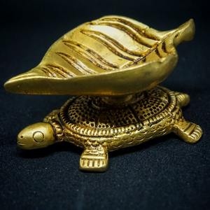 Lampe à huile en laiton de qualité supérieure, style vintage, en forme de tortue, pour Pooja, décoration de temple domestique, vente en gros - Product Image 4