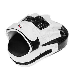 High Quality Leather <b>Focus</b> <b>Pads</b> for Martial Arts Practice with Ergonomic Design and Superior Hand Protection - Product Image 5