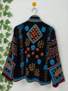 Veste en velours faite à la main, style Suzani, broderie florale bohème, respirante, 100% coton, style traditionnel ouzbek - Product Image 2