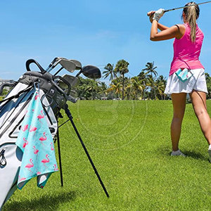 Serviette de golf gaufrée légère, compacte et pliable, durable, idéale pour les voyages et le sport - Product Image 4
