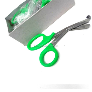 Ciseaux médicaux EMT en acier inoxydable à poignée verte, outils de coupe pour traumatismes, ciseaux de premiers secours les mieux notés pour infirmières - Product Image 5
